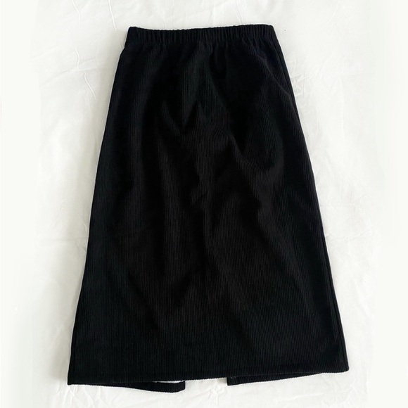 Black corduroy maxi skirt - Picture 1 of 5